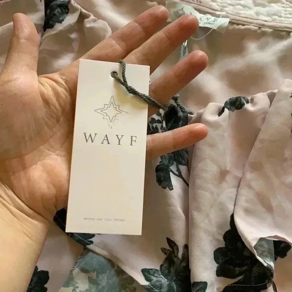 WAYF - Picture 4 of 5